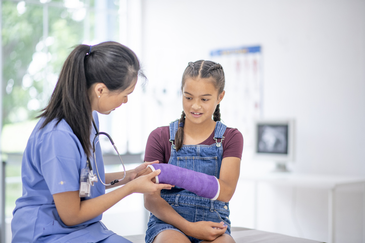 Urgent Care doctor-patient